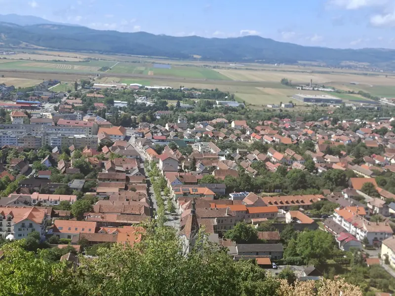 Panoramă asupra localității — Cetatea Râșnov