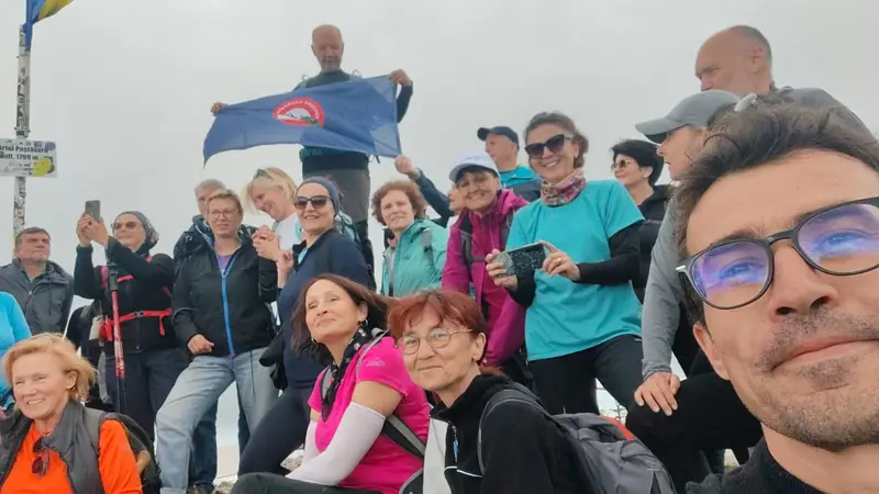 Grup de drumeți pe munte — Postăvaru