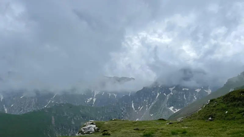 Culmi montane — Refugiul Țigănești – Omu