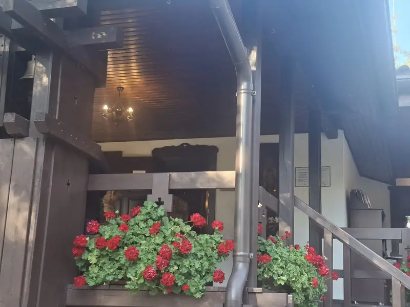 Biserică — Mănăstirea Șinca Veche